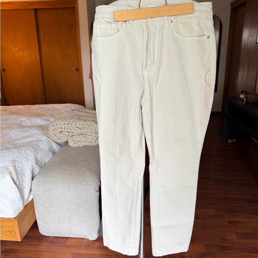 Good American women’s off white straight leg jeans